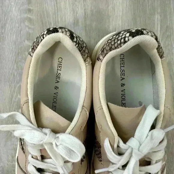 5. Chelsea & Violet Diana Low Top Snake Print Lace Up Sneakers Size 8 - Picture 6 of 12